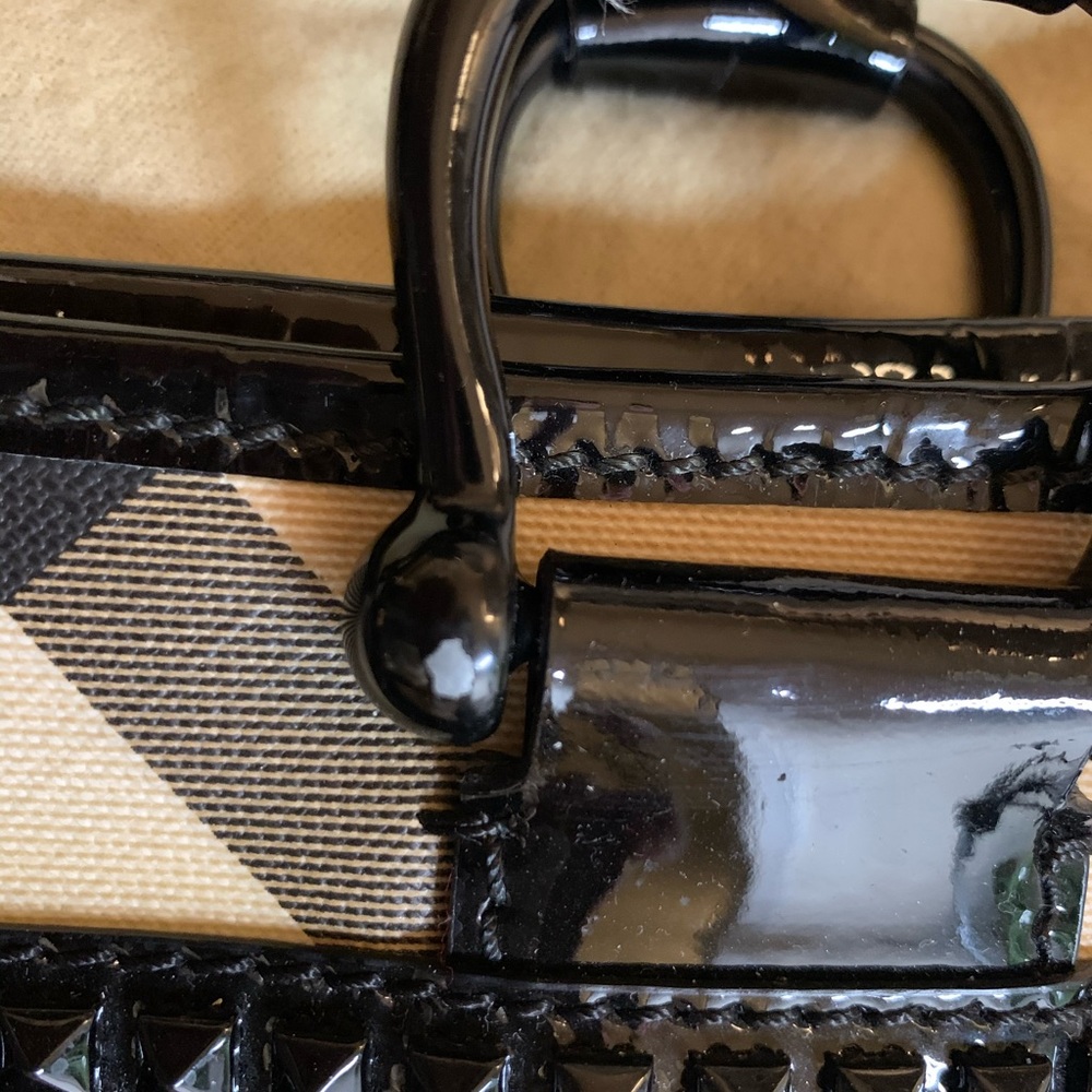 Large Burberry Limited edition Tote bag - Picture 2 of 14